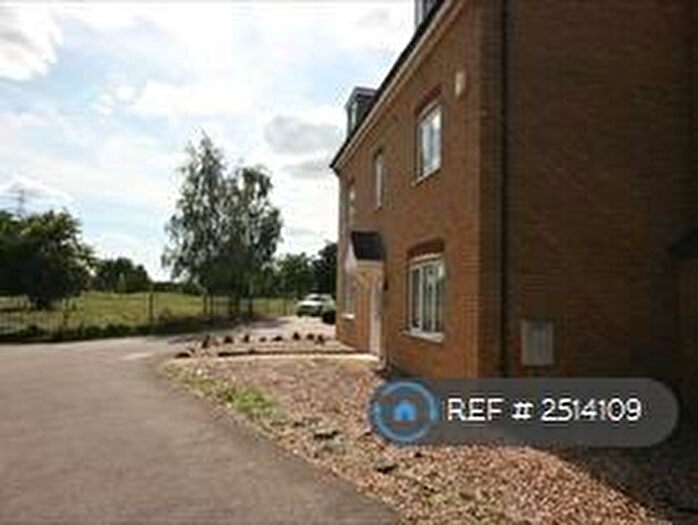 1 Bedroom Flat To Rent In Clapham, Bedford, MK41