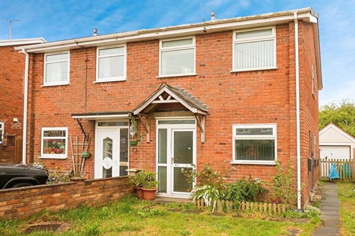 3 Bedroom Semi-Detached House For Sale In Fammau View Drive, Penyffordd, Chester, CH4