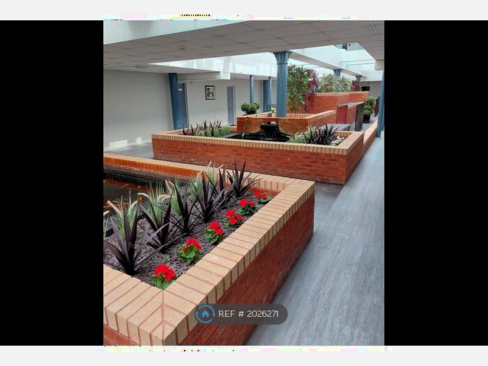 2 Bedroom Maisonette To Rent In Victoria Mansions, Preston, PR2