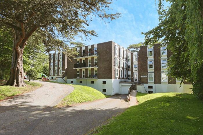 2 Bedroom Apartment For Sale In Cleveland Drive, Fareham, PO14