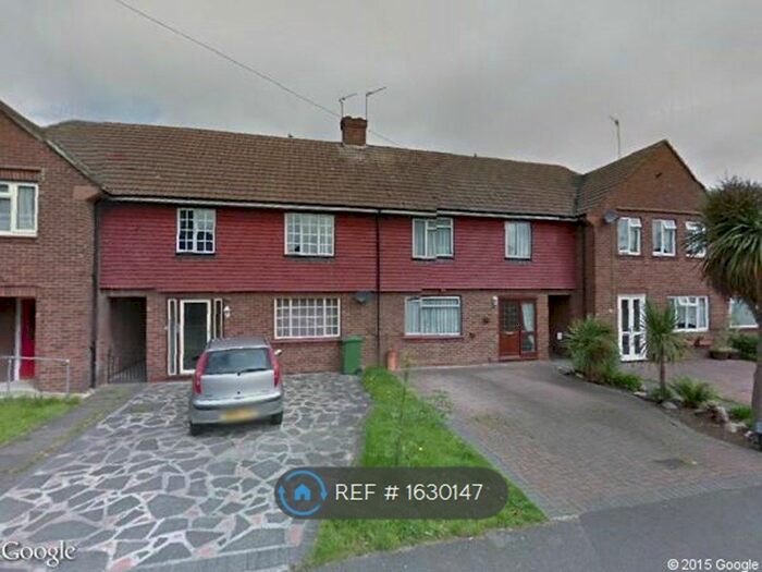 3 Bedroom Terraced House To Rent In Laleham, Staines, TW18