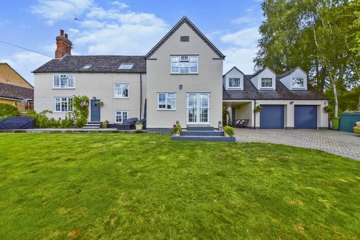 4 Bedroom Property For Sale In New Road, Burton Lazars, Melton Mowbray, LE14