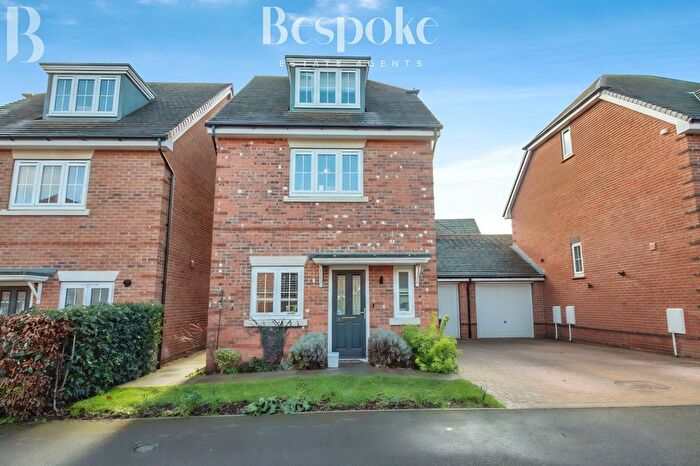 3 Bedroom Detached House For Sale In Lance Way, Arborfield Green, RG2