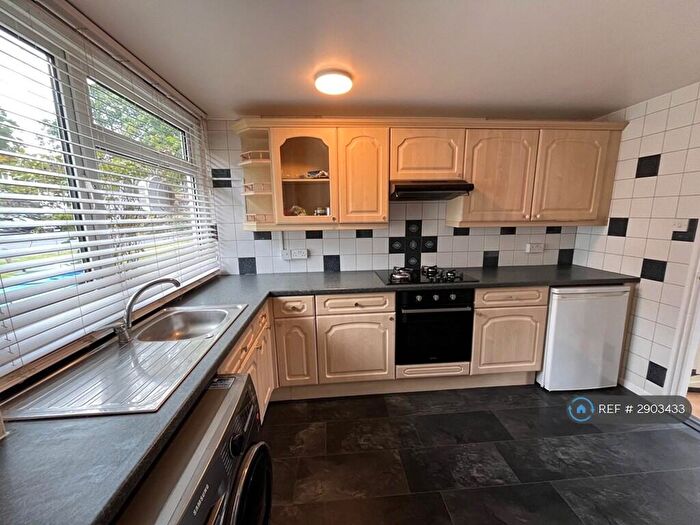 2 Bedroom Terraced House To Rent In Arnheim Close, Southampton, SO16