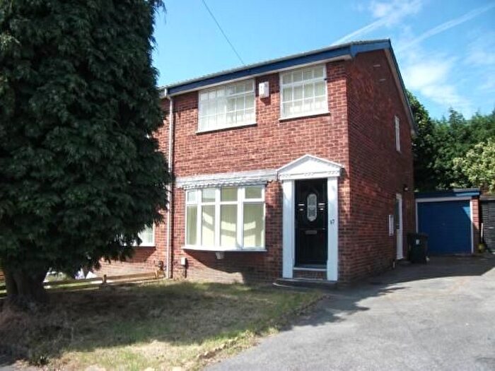 3 Bedroom Semi-Detached House To Rent In Russell Close, Heckmondwike, WF16