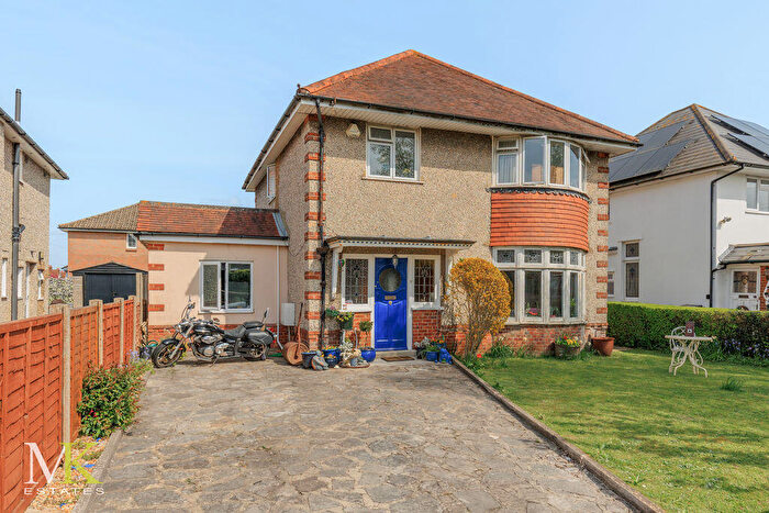5 Bedroom Detached House For Sale In Hambledon Road, Bournemouth, BH7