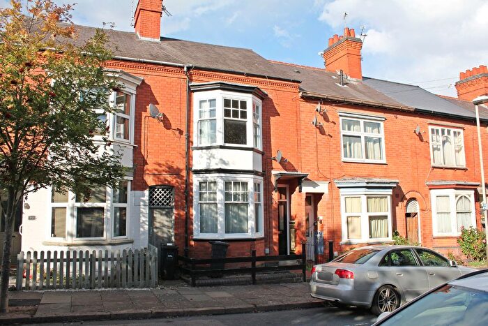 3 Bedroom Terraced House For Sale In Cambridge Street, Leicester, LE3