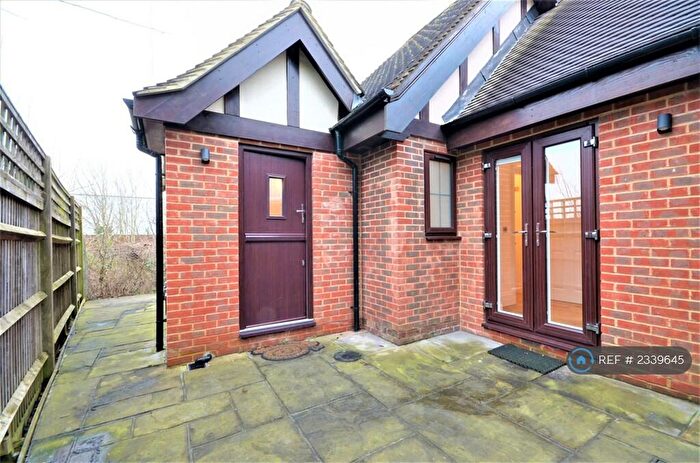 2 Bedroom Semi-Detached House To Rent In Green Hedges Avenue, East Grinstead, RH19