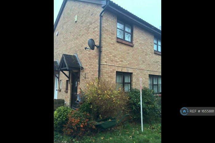1 Bedroom Terraced House To Rent In Tiptoe Close, Northampton, NN3