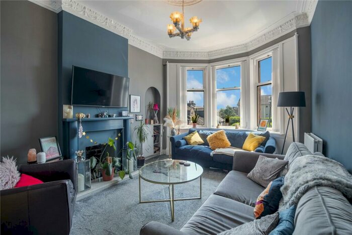 2 Bedroom Flat For Sale In Denbrae Street, Tollcross, Glasgow, G32