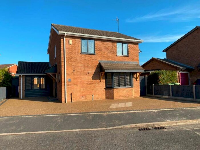 3 Bedroom Detached House To Rent In Laburnum Close, Bourne, PE10