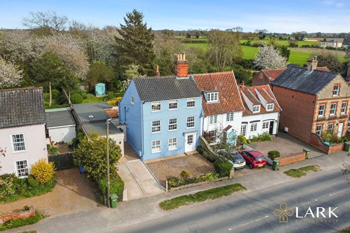 4 Bedroom Town House For Sale In Wrentham, Beccles, NR34