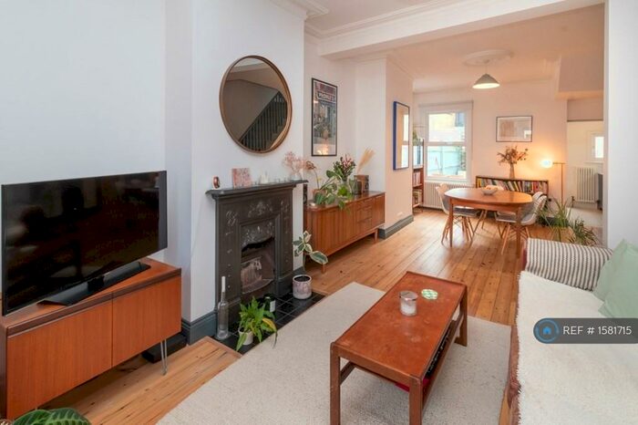 2 Bedroom Terraced House To Rent In London, London, SE15