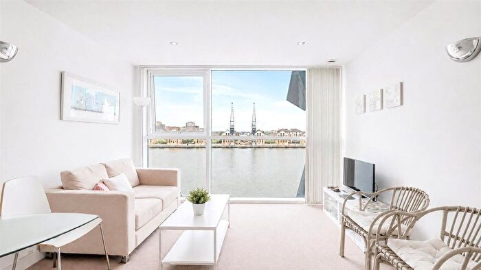 1 Bedroom Flat For Sale In Capital East Apartments, Royal Victoria Dock, E16