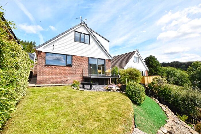 4 Bedroom Detached House For Sale In Oak Close, Whitworth, Rochdale, Lancashire, OL12