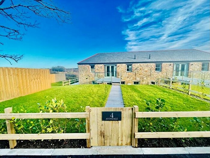 3 Bedroom Barn Conversion For Sale In Lemin Farm, Reawla, TR27