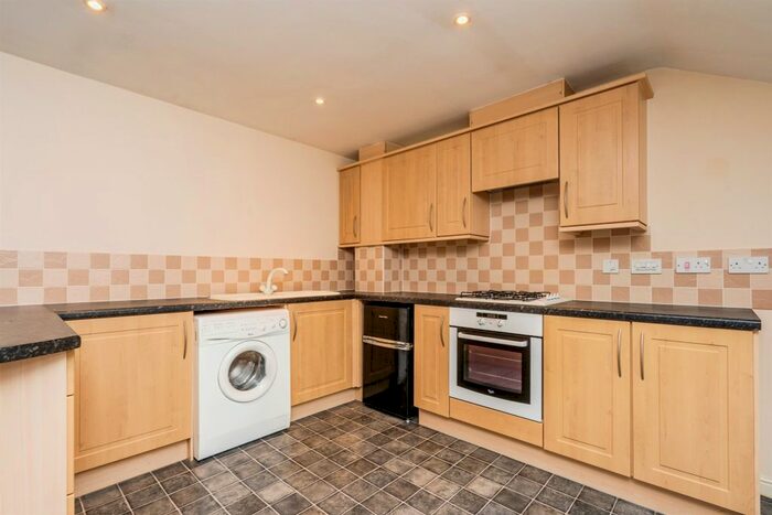 1 Bedroom Flat To Rent In Salisbury Road, Totton, Southampton, SO40