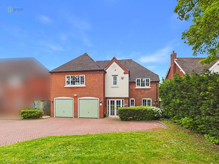 5 Bedroom Detached House For Sale In Fox Hollow Drive, Mile Oak, Tamworth, B78