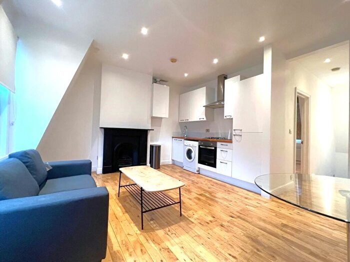 1 Bedroom Apartment To Rent In Tottenham Lane, Hornsey, N8