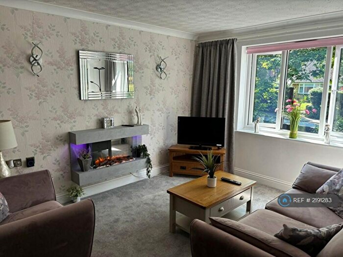 2 Bedroom Flat To Rent In Black Moss Lane, Ormskirk, L39