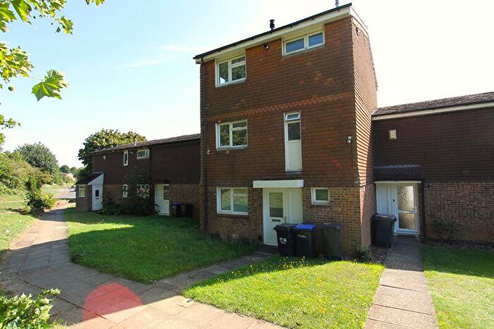 4 Bedroom Terraced House To Rent In Thatchwell Court, Northampton, NN3