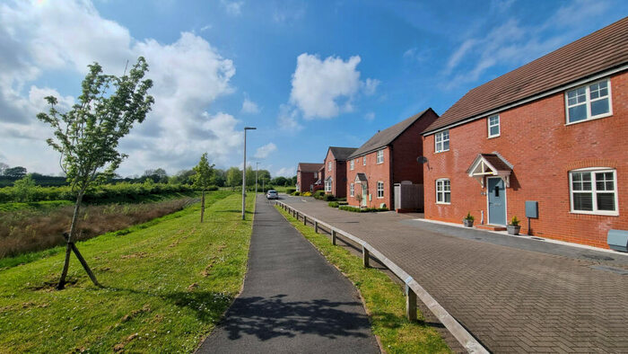 4 Bedroom Detached House For Sale In Hartshorne Road, Bishops Itchington, CV47