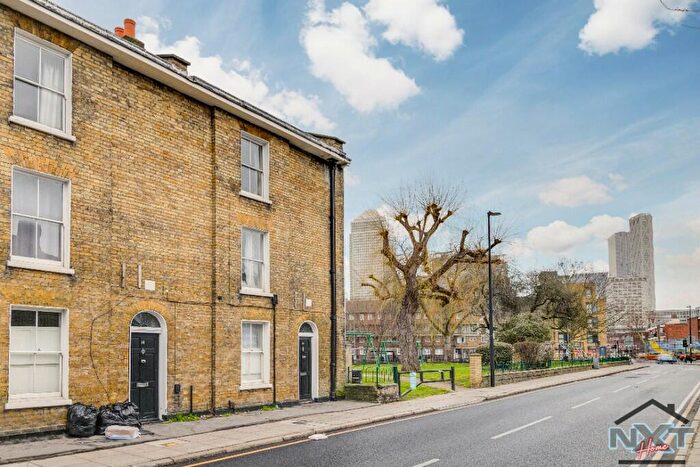 1 Bedroom Flat To Rent In Upper North Street, London, E14