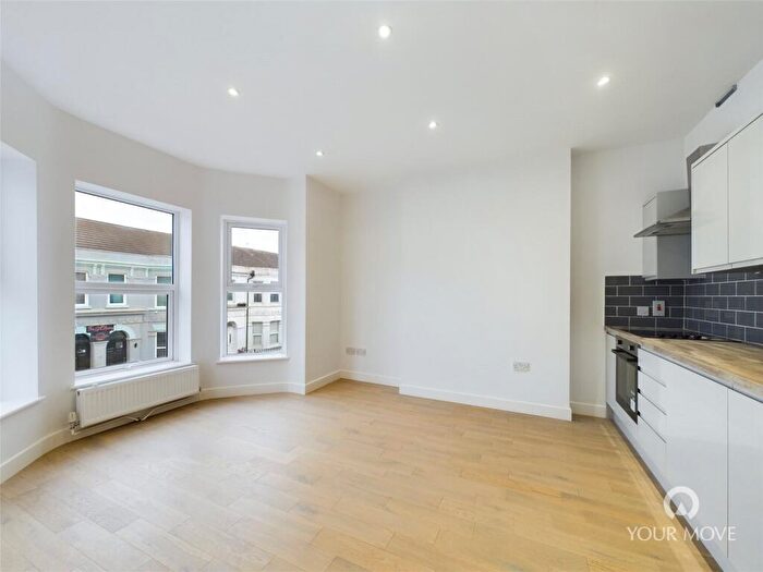 2 Bedroom Flat To Rent In Wellesley Road, Great Yarmouth, Norfolk, NR30