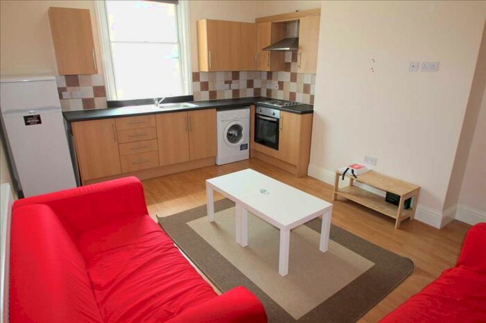 3 Bedroom Property To Rent In Admiralty Gate, Dock Road, Chatham, ME4