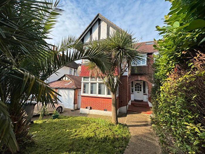 1 Bedroom Apartment To Rent In Park Lane, Wembley, HA9