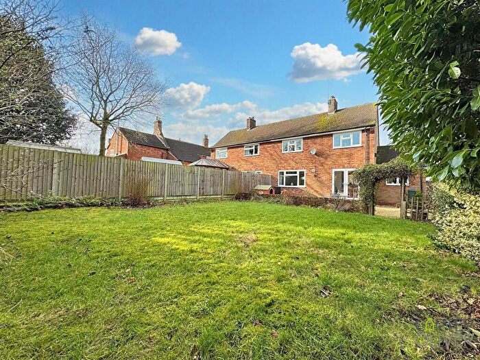 3 Bedroom Semi-Detached House For Sale In West Street, Welford, Northampton, NN6