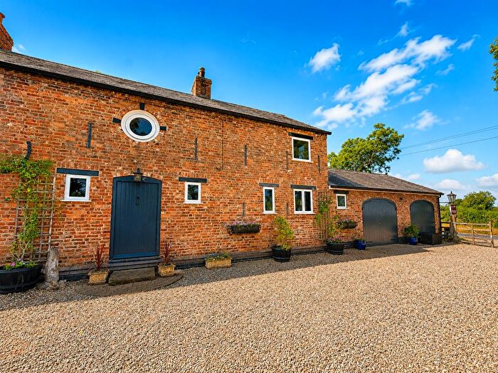 4 Bedroom Barn Conversion For Sale In Horseman's Green, Whitchurch, SY13