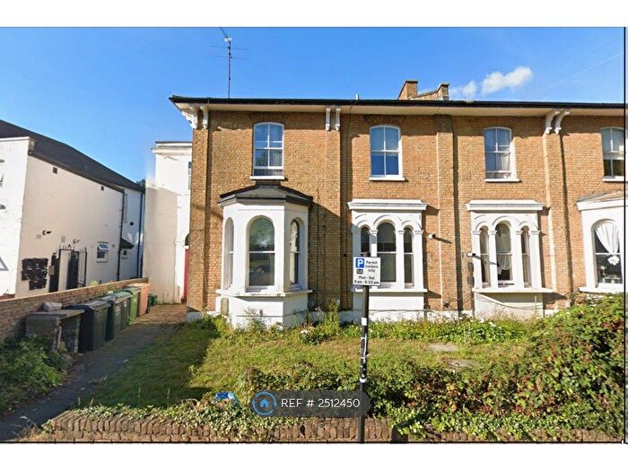 1 Bedroom Flat To Rent In West Green Road, London, N15