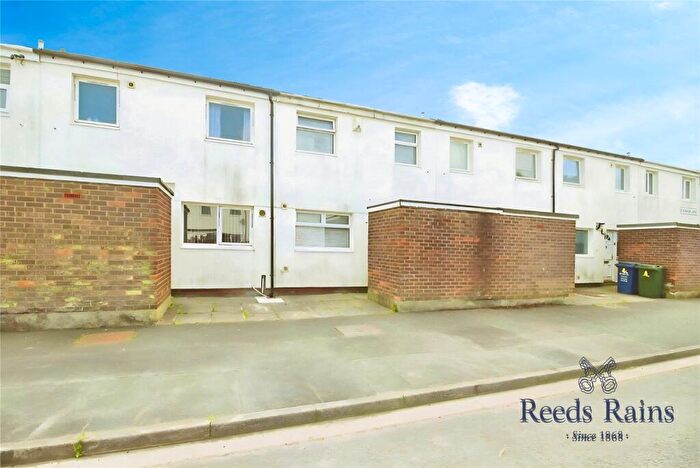 3 Bedroom Terraced House For Sale In Darden Lough, Newcastle Upon Tyne, Tyne And Wear, NE5