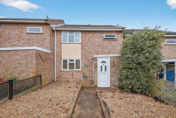 3 Bedroom Terraced House For Sale In Whiteway, Letchworth Garden City, Hertfordshire, SG6