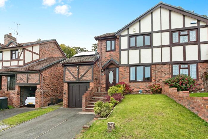 3 Bedroom Semi-Detached House For Sale In Rhodfa Sant Elian, Colwyn Bay, Conwy, LL29