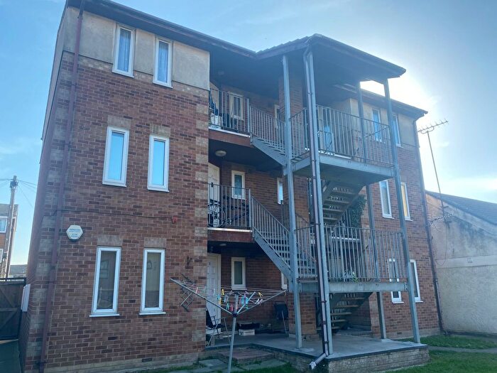 1 Bedroom Flat For Sale In Melbourne Road, Tilbury, Essex, RM18