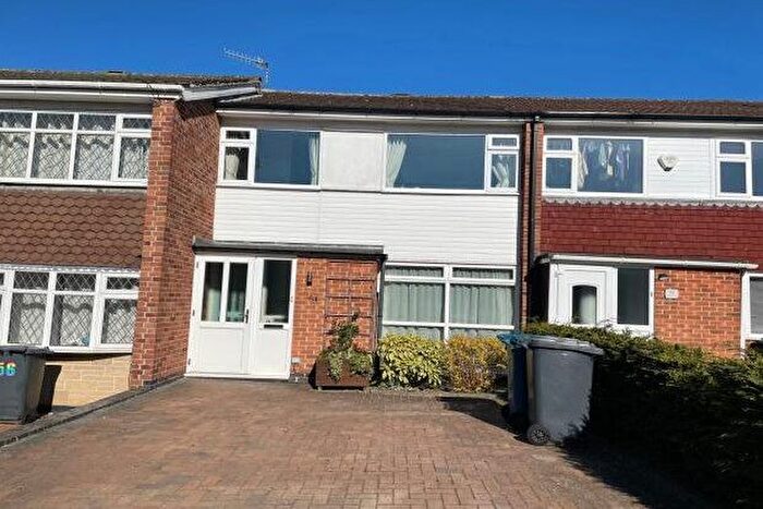 2 Bedroom Terraced House To Rent In Kingswood Road, Nottingham, NG2