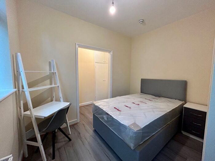 Property To Rent In Woodberry Grove, London, N4