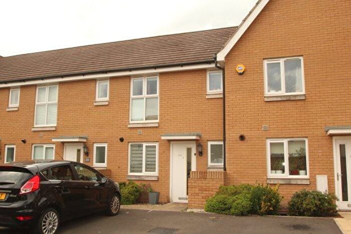 2 Bedroom Property To Rent In Wood Street, Bristol, BS34