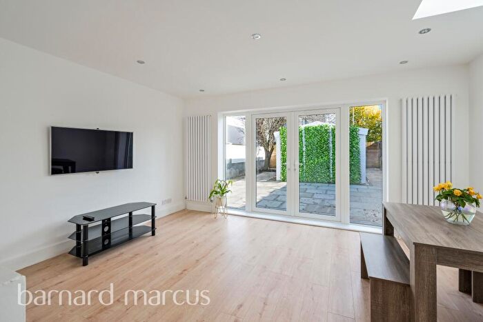 4 Bedroom House To Rent In Kingston Road, Kingston Upon Thames, KT1
