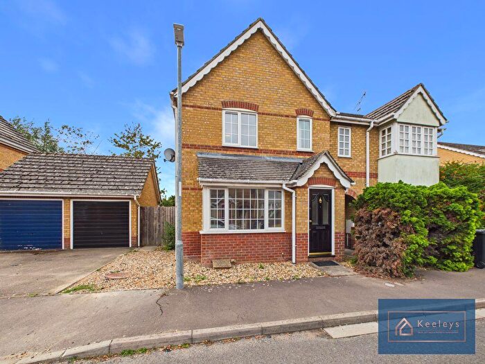 3 Bedroom Semi-Detached House To Rent In Washington Close, Littleport, Ely, Cambridgeshire, CB6