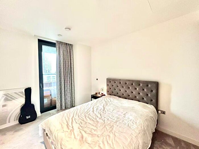 1 Bedroom Flat To Rent In Wards Place, London, E14