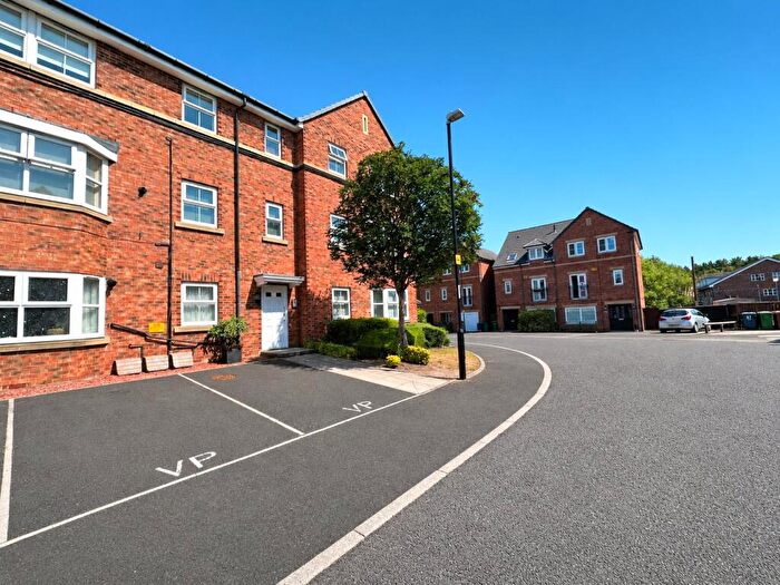 2 Bedroom Apartment For Sale In Lakeside Gardens, Washington, Tyne & Wear, NE38