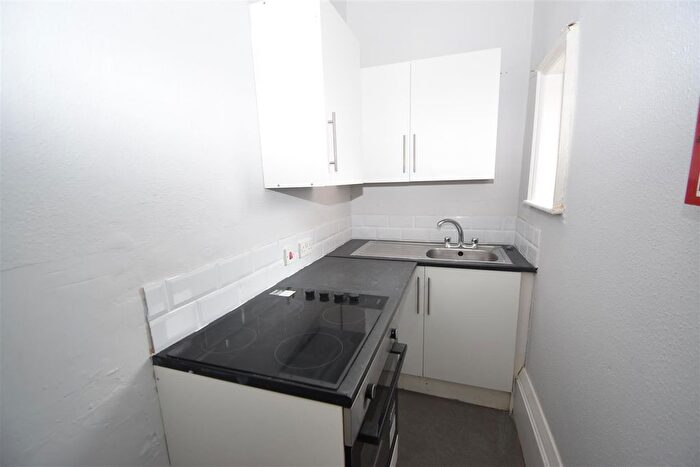 1 Bedroom Flat To Rent In Warwick Place, Leamington Spa, CV32