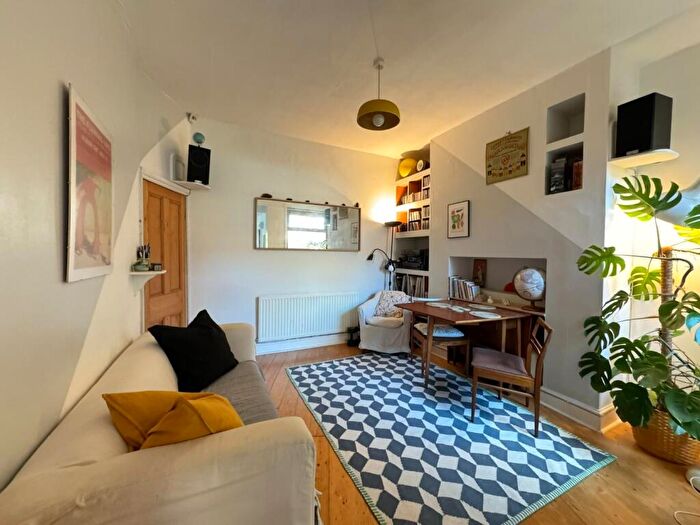 3 Bedroom Terraced House For Sale In York Avenue, Whalley Range, M16