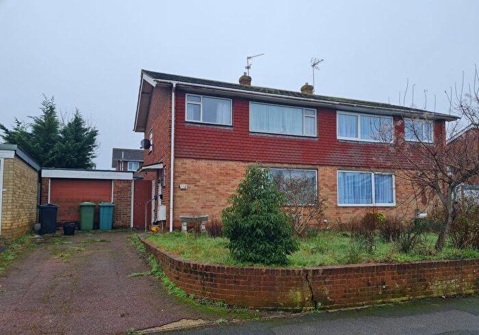 3 Bedroom Semi Detached House For Sale In Bathurst Road, Staplehurst, Tonbridge, Kent, TN12