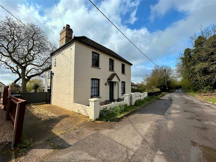 3 Bedroom Detached House For Sale In South Street, Woodhurst, Huntingdon, Cambridgeshire, PE28
