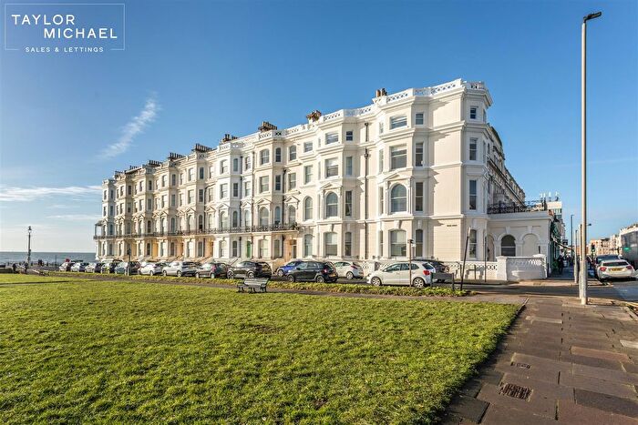 2 Bedroom Flat For Sale In Medina Terrace, Hove, BN3