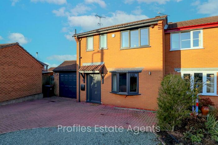 3 Bedroom Semi-Detached House For Sale In King Richards Hill, Earl Shilton, Leicester, LE9